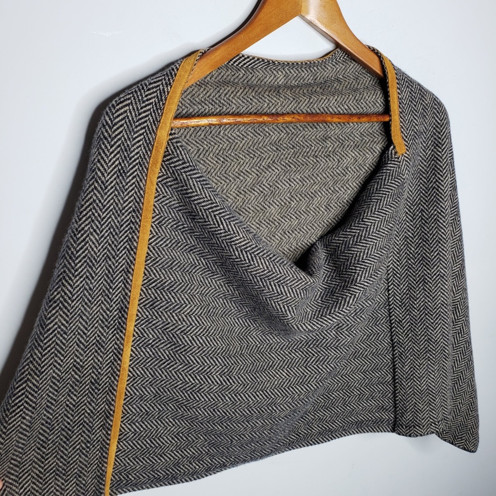 S & C Nwt Renaissance Collection Cape - image 2